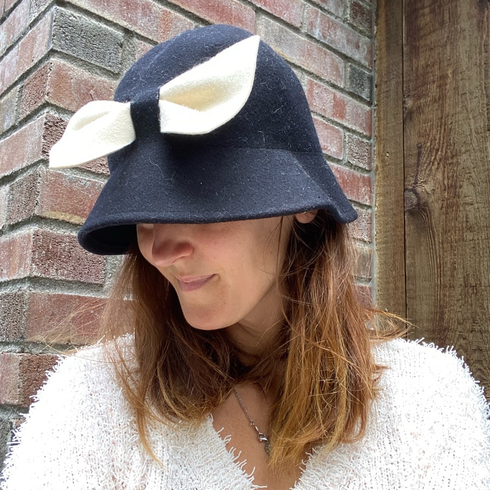 100% WOOL HAT